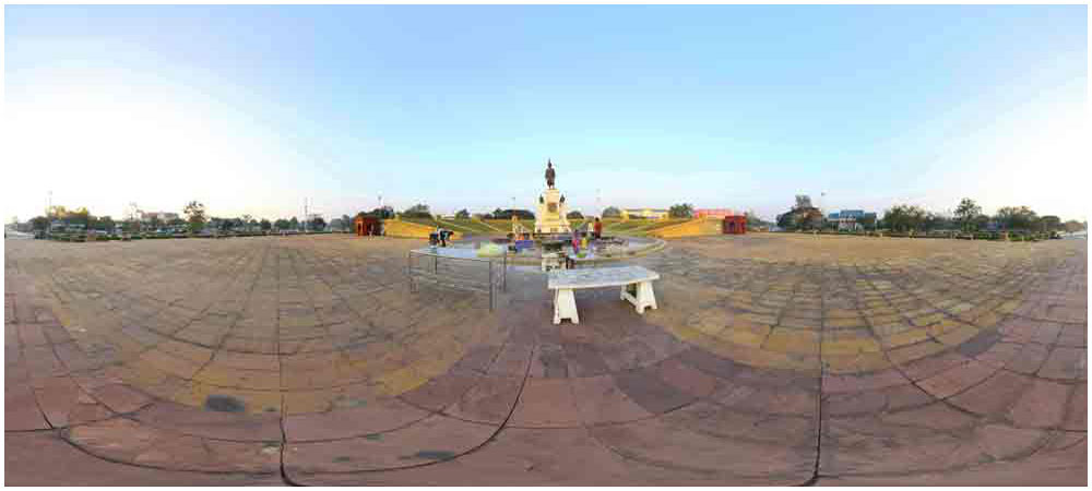 Somdet Phra Narai Monument, Thailand